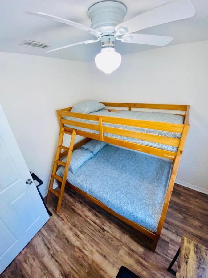Two Fully Equipped And A 5 Miles From The St. Petersburg