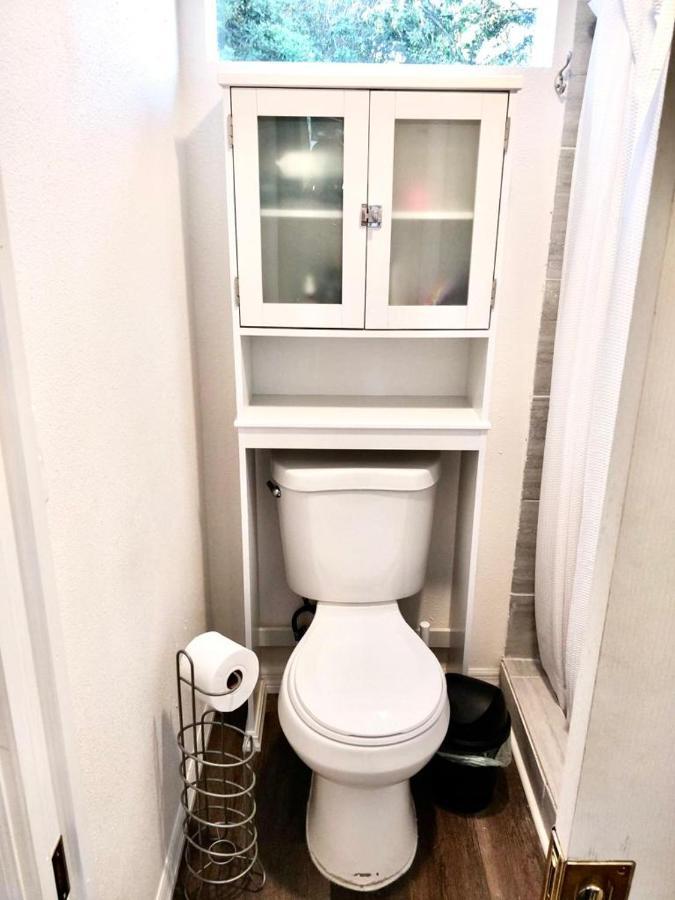 Two Fully Equipped And A 5 Miles From The St. Petersburg