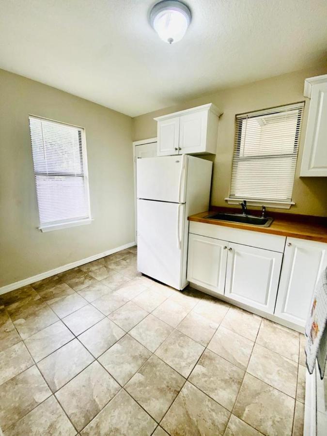 Two Fully Equipped And A 5 Miles From The *