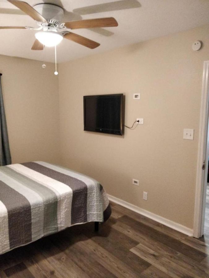 Two Fully Equipped And A 5 Miles From The St. Petersburg